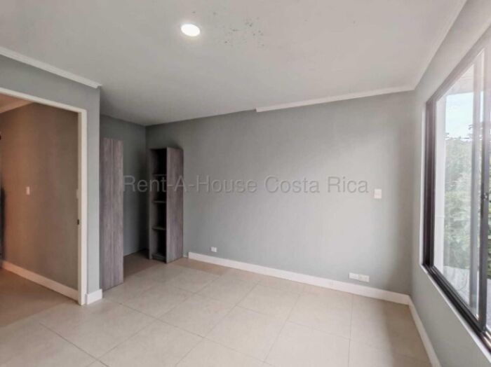 Venta | Casa de 3 habitaciones en condominio en San Vicente de Moravia #25-992 GS en San Vicente, Moravia, San José — $198,500