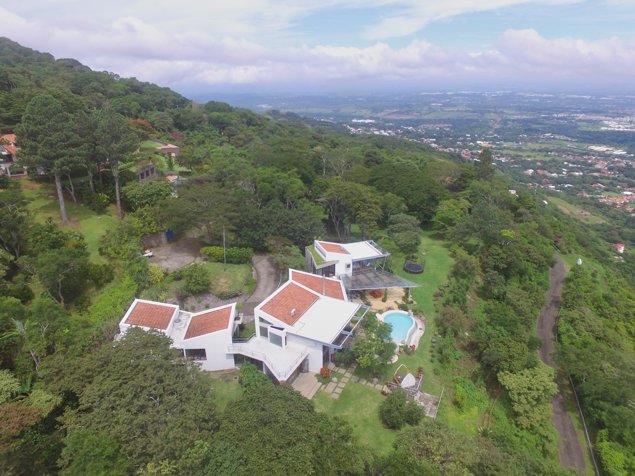 Venta últimos lotes Santa Ana condominio Montaña del sol in Piedades, Santa Ana, San José — $128,000 - Photo 2 of 28