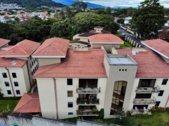 Venta de Apartamento Amoblado en Curridabat, San José. in Sánchez, Curridabat, San José — $300,000