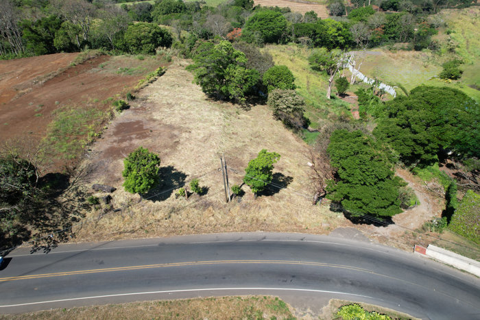 Lot for Sale in Grecia – Strategic Development Potential in Grecia, Alajuela — $400,000 - Photo 2 of 8