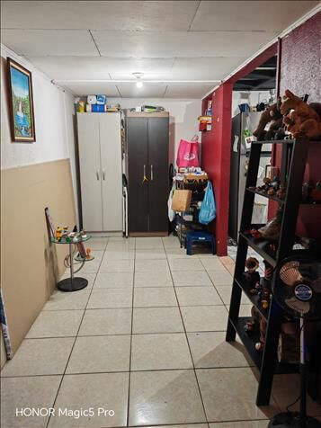 Se vende casa en Hatillo 8  en Hatillo, San José — ₡ 34 000 000