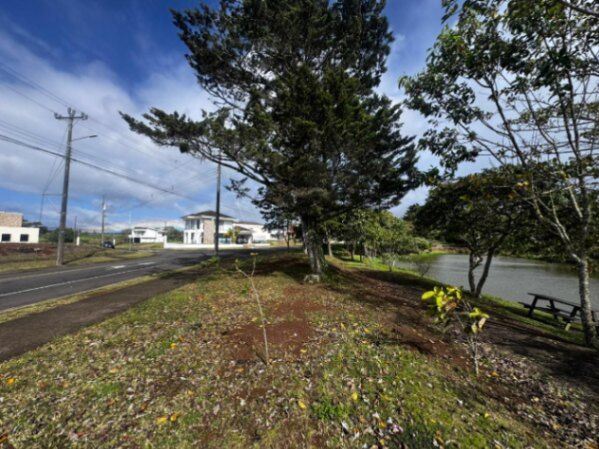 lote grande en condominio buen precio en Paraíso, Cartago — ₡ 98 000 000