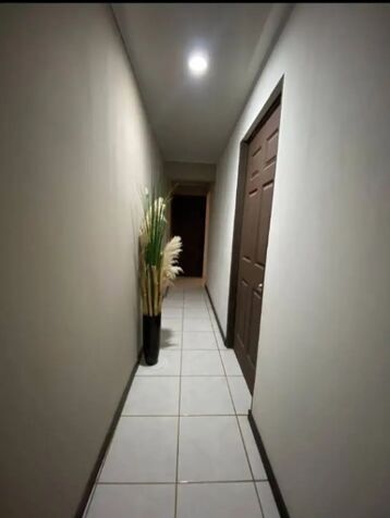 Preciosas habitaciones amuebladas nuevas y seguras con todos los servicios incluidos en Romosher in Pavas, San José — ₡ 190