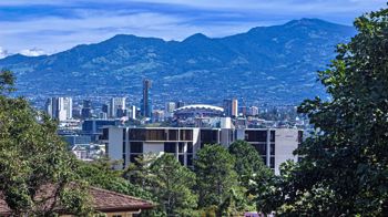 Nestled in Jaboncillos, Escazu Dream Home Lot for sale en Escazú, San José — $150,000 - Foto 3 de 8