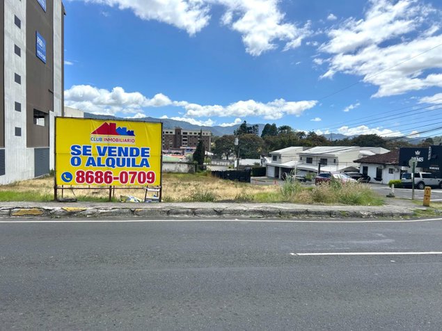 Alquilo Terreno comercial a la par de Momentum Pinares! en Curridabat, San José — $10,000 - Foto 3 de 15