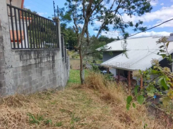 Lote en venta en Carrizal de Escazú con zona plana y doble acceso #26-1895 GS en Escazú, San José — $360,000 - Foto 3 de 6