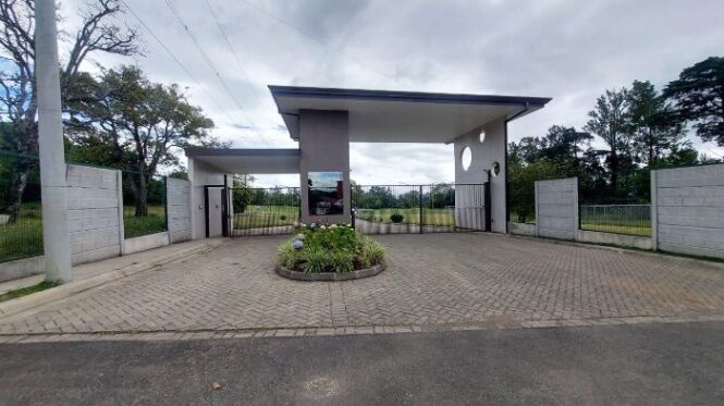 Venta de Lote en Santa Bârbara, Heredia.  in Jesús, Santa Bárbara, Heredia — $245,000