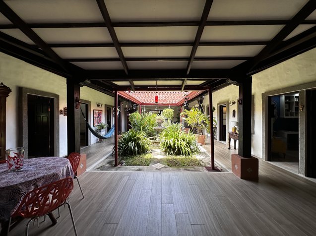 Casa de Luz en Pozos, Santa Ana en Pozos, Santa Ana, San José — $395,000 - Foto 2 de 26