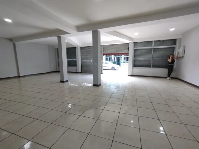 Se alquila Local Comercial - Heredia en Heredia — ₡ 2 500 000