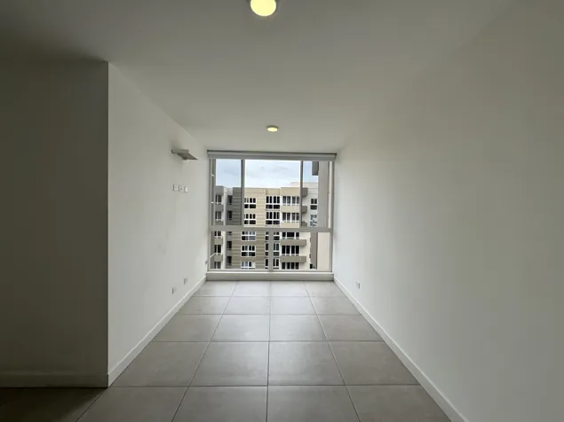 Apartamento en alquiler de 3 habitaciones en Condominio Monte Alto en Granadilla, Curridabat, San José — $1,300 - Foto 3 de 14
