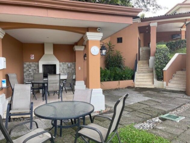 Venta de Casa en San Rafael-Escazú. RAH 23-883 en San Rafael, Escazú, San José — $325,000