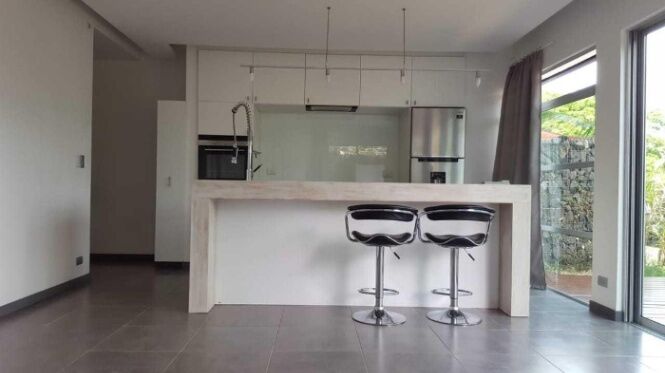 APARTAMENTO EN VENTA, PIEDADES SANTA ANA, COD#26-500 in Piedades, Santa Ana, San José — $169,000