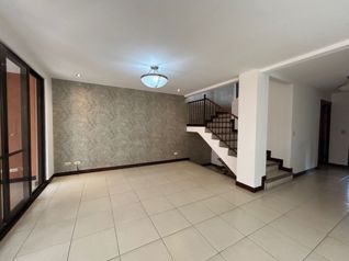 Villas de Valencia Escazú Casa en Venta - Foto 3 de 3