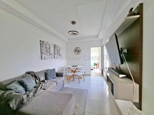 Venta de Casa en San Antonio de Alajuela. RAH 27-1049 en San Antonio, Alajuela — $155,600 - Foto 4 de 20