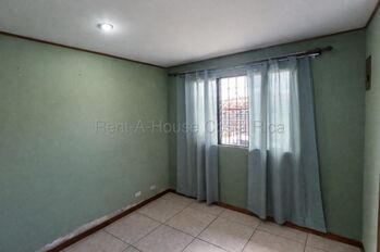 Propiedad con alto potencial comercial en venta en Ipís de Guadalupe #26-1515 GS en Ipís, Goicoechea, San José — $265,000 - Foto 5 de 10