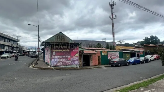 Venta de Lote en Zapote-San José. RAH 26-1992 in Zapote, San José — ₡ 350 000 000
