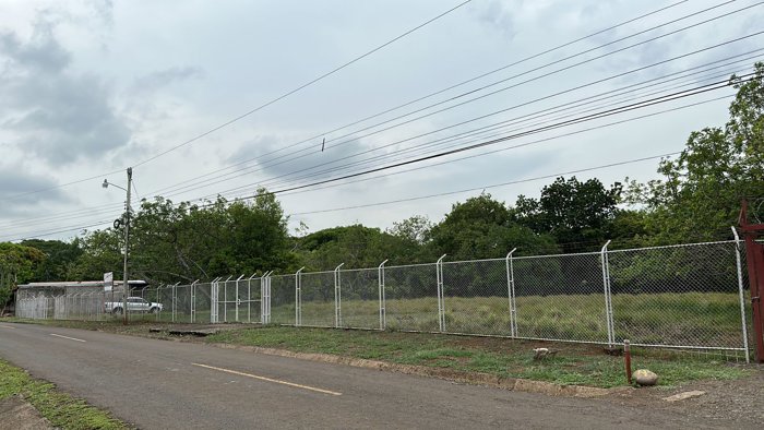 SE VENDE LOTE DE USO COMERCIAL E INDUSTRIAL, POR LOS BOMBEROS MS en Orotina, Alajuela — $415,000 - Foto 2 de 7