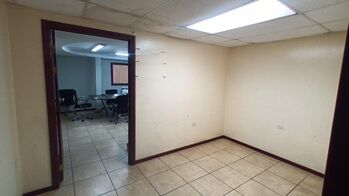 Venta de Nave Industrial en Cartago. RAH 26-533 in Guadalupe, Cartago — $2,850,000 - Photo 4 of 15