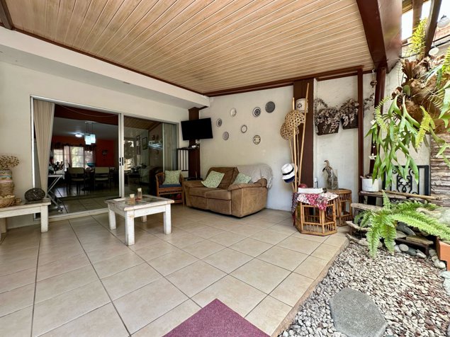 Venta de Casa de Dos Niveles en Belén, Heredia.Paso de las Garzas in San Antonio, Belén, Heredia — $188,000