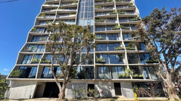Se vende apartamento en Rohrmoser San José 26-1409 en Pavas, San José — $255,000