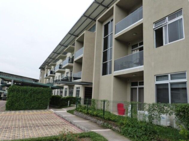 APARTAMENTO EN VENTA EN SANTA ANA in Santa Ana, San José — $135,000