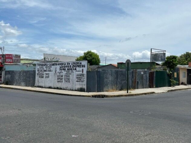 Lote esquinero en venta – Zona comercial, Liberia centro  en Liberia, Guanacaste — ₡ 95 000 000