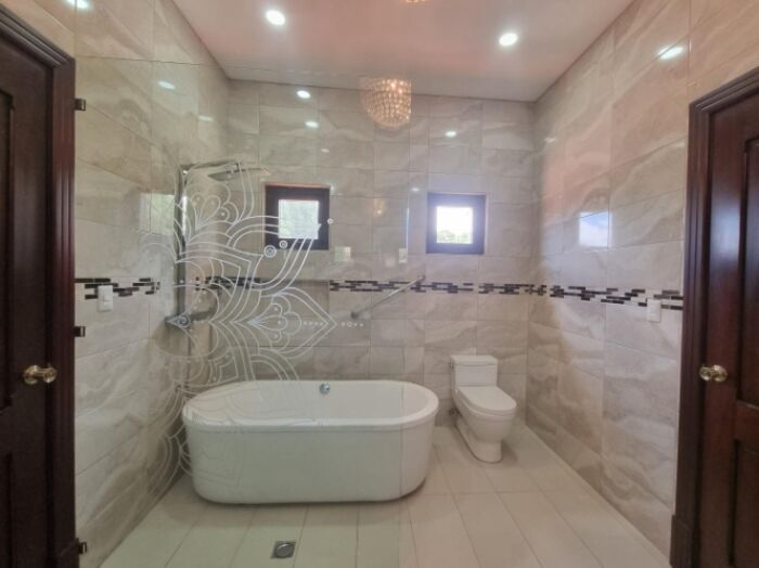 Venta de Casa + Apartamento en La Unión, Cartago. RAH 26-171 en Tres Ríos, La Unión, Cartago — $975,000