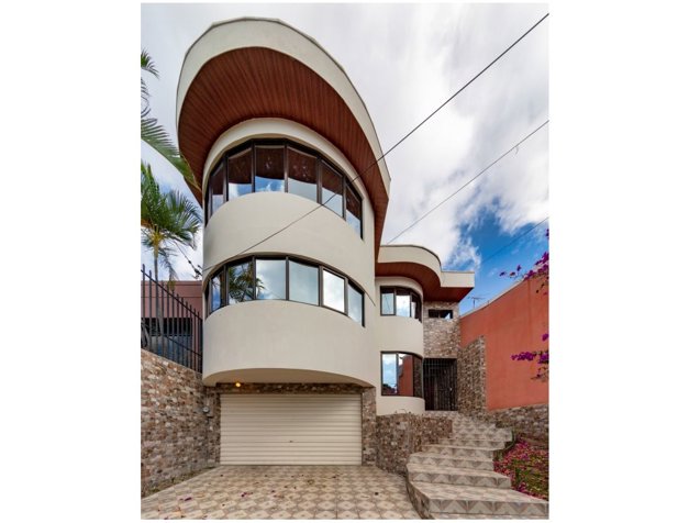 Alquiler de Epaciosa Casa en Rhormoser Uso Residencial in Pavas, San José — $2,500
