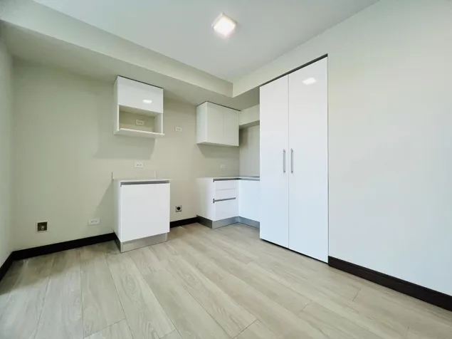 Se Alquila Apartamento en la Uruca, San José. en Uruca, San José — $1,125 - Foto 2 de 24