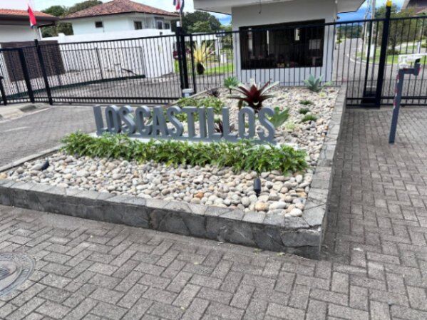 Se venden LOTES en CONDOMINIOS La Guácima Alajuela in Guácima, Alajuela — $100,000
