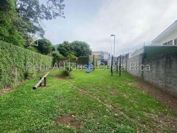 Alquiler de Casa en Santa Ana-Piedades. RAH 26-1471 en Piedades, Santa Ana, San José — $1,950 - Foto 4 de 10