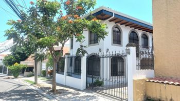 Venta de Propiedad con 2 Apartamentos en San Rafael de Escazú #26-1207 GS