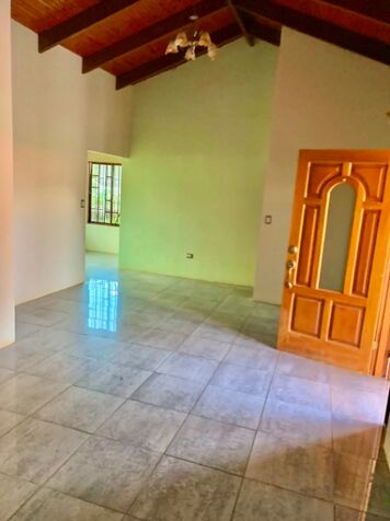Se vende casa barrio los cordero Buenos Aires  en Buenos Aires, Puntarenas — ₡ 85 000 000