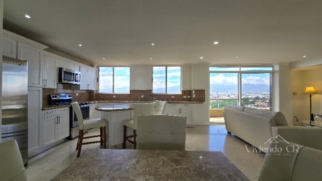 ESCAZU DE 3 HABITACIONES - AMUEBLADO - 205m² - CUARTO DE SERVICIO en Escazú, San José — $2,500 - Foto 2 de 15
