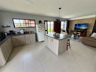 Casa en Ciudad Quesada con excelente ubicación in Quesada, San Carlos, Alajuela — 95 000 000 ₡ - Photo 5 of 16