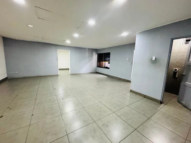 Bodega Industrial en Alquiler, GAM, Tibás en Anselmo Llorente, Tibás, San José — ₡ 4 000 000 - Foto 3 de 18