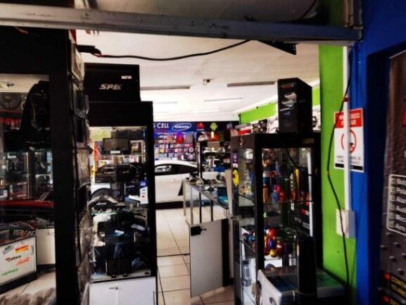 Se vende amplio local para inversión en San Francisco de Heredia 23-3313 en San Francisco, Heredia — $1,100,000