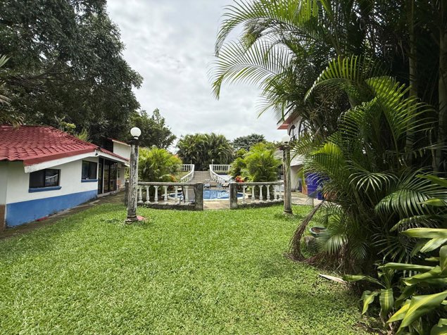 Venta de villa exclusiva con 20 apartamentos en San Lorenzo, Heredia #26-545 GS in Barrantes, Flores, Heredia — $3,950,000