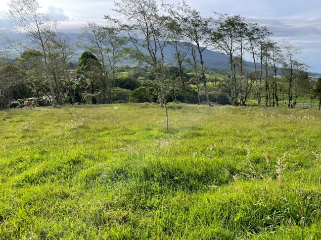 VENTA DE LOTE, HEREDIA, VARABLANCA in Vara Blanca, Heredia — $288,060 - Photo 3 of 14