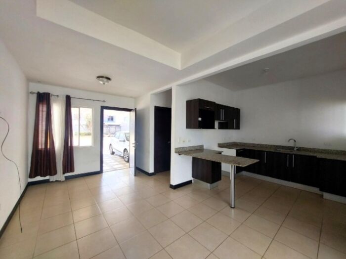 Venta de Casa en La Guâcima, Alajuela. RAH 25-1589 en Guácima, Alajuela — $145,000