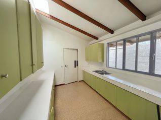 ALQUILER  DE CASA DE 280 M2 ÁREAS VERDES, GRANADILLA, CURRIDABAT in Granadilla, Curridabat, San José — $1,950 - Photo 5 of 14