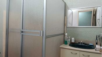 Venta de Apartamento en San Pedro con Patio Techado #27-89 GS en San Pedro, Montes De Oca, San José — $130,000 - Foto 4 de 9