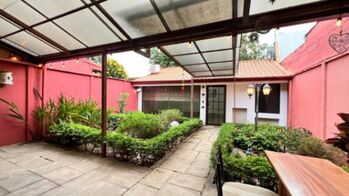 Se alquila espaciosa casa de 2 plantas en Pozos de Santa Ana 26-749 en Pozos, Santa Ana, San José — $1,100 - Foto 4 de 22