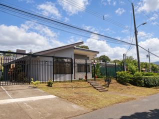 Modern house in Naranjo – fully furnished and move-in ready in San Juan, Naranjo, Alajuela — $900 - Photo 2 of 19