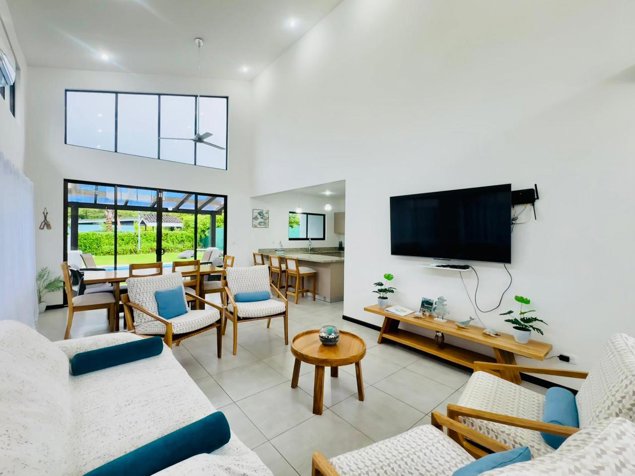 Modern Home for Rent with Private Pool – Loma Verde Gated Community en Tamarindo, Santa Cruz, Guanacaste — $2,500