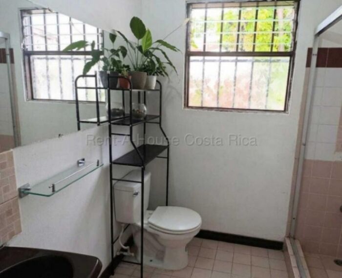 Venta de Casa en Moravia-San Vicente. RAH 27-116 en San Vicente, Moravia, San José — ₡ 145 000 000