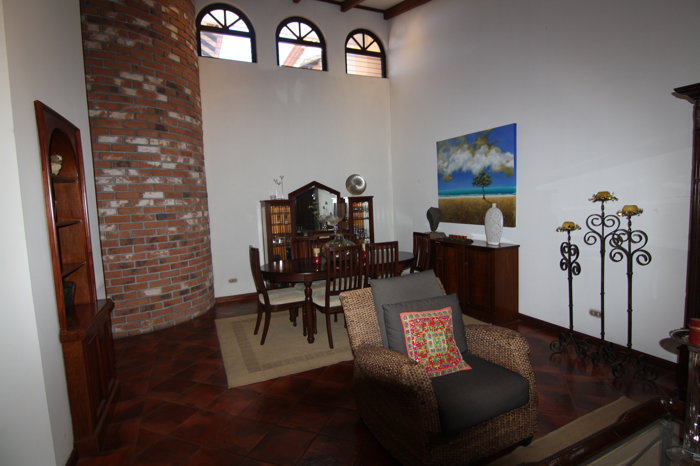 Casa en venta Condominio Santa Ana (FE) in Santa Ana, San José — $325,000 - Photo 3 of 20