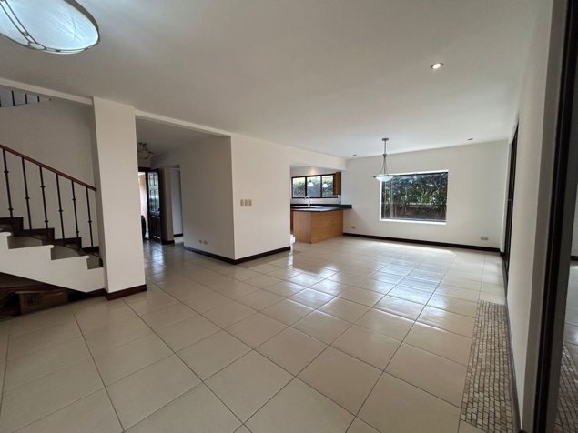 Villas de Valencia Escazú Casa en Venta en Escazú, San José — $375,000 - Foto 2 de 18