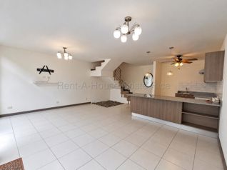 Venta de Hermosa Casa en Santo Domingo de Heredia 27-884 en San Miguel, Santo Domingo, Heredia — 110 000 000 ₡ - Foto 4 de 14
