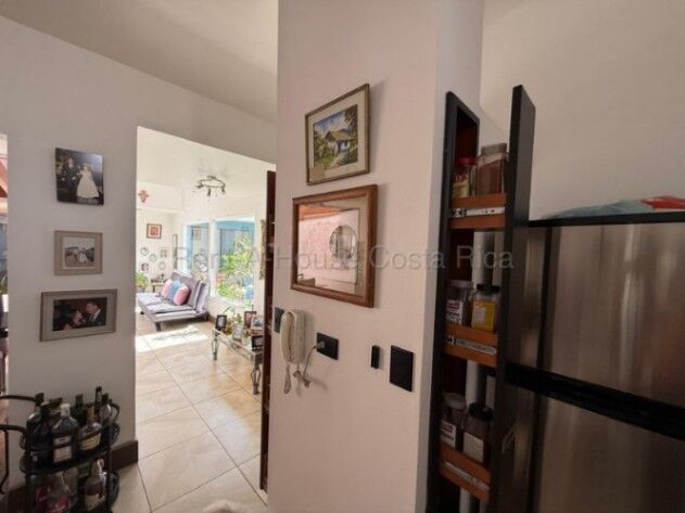  Venta de Casa en Residencial Altos de Omega-La Unión, San Diego. en San Diego, La Unión, Cartago — $185,000